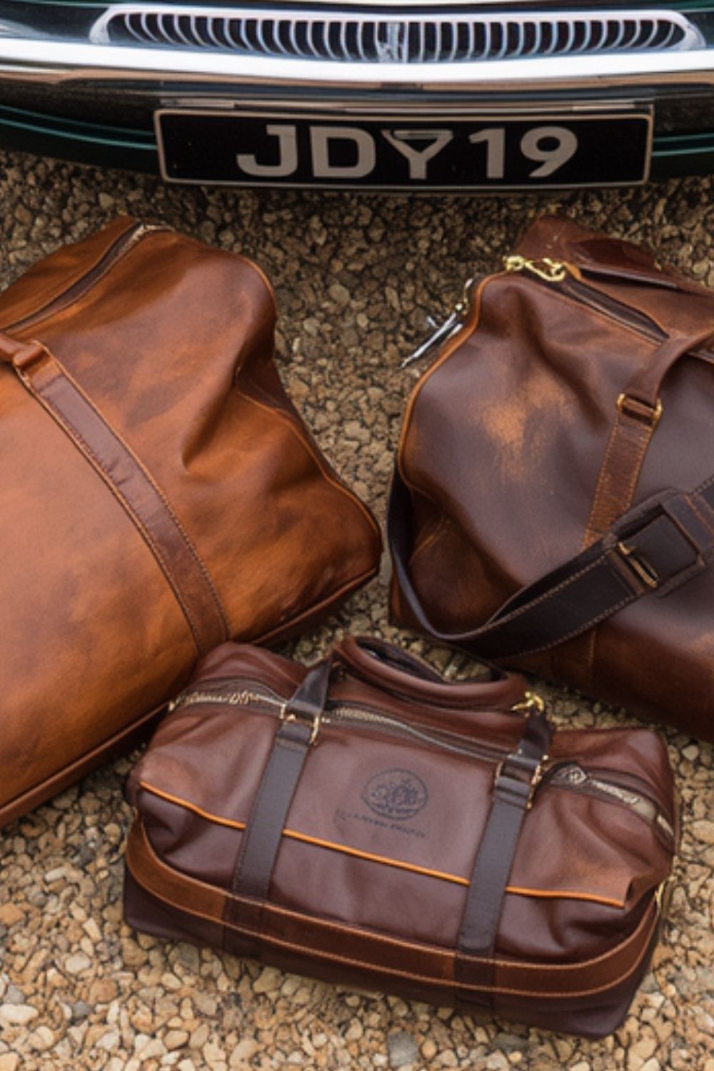 Top Rated Men’s Leather Travel Bags for 2026